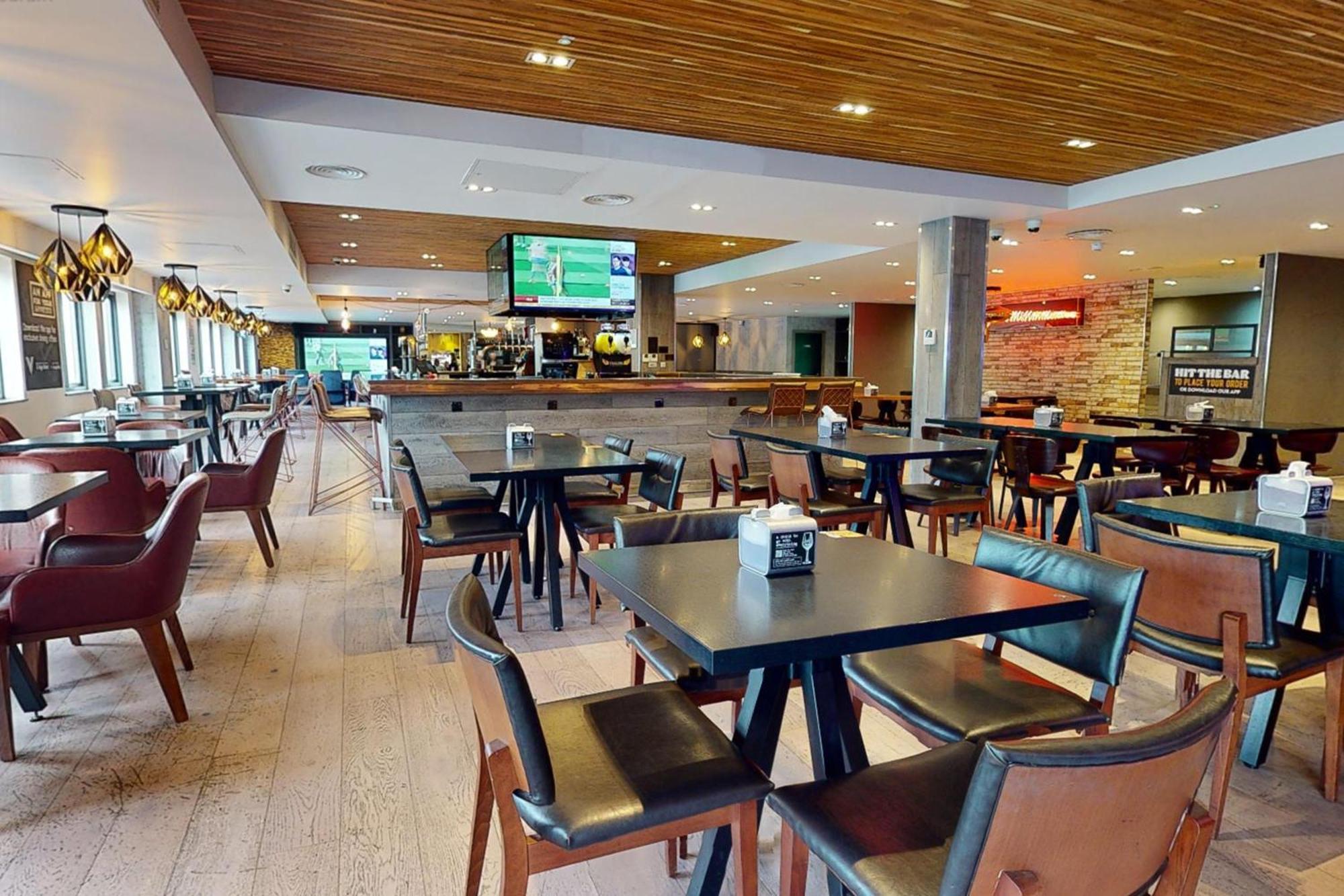 Village Hotel Cardiff Zewnętrze zdjęcie