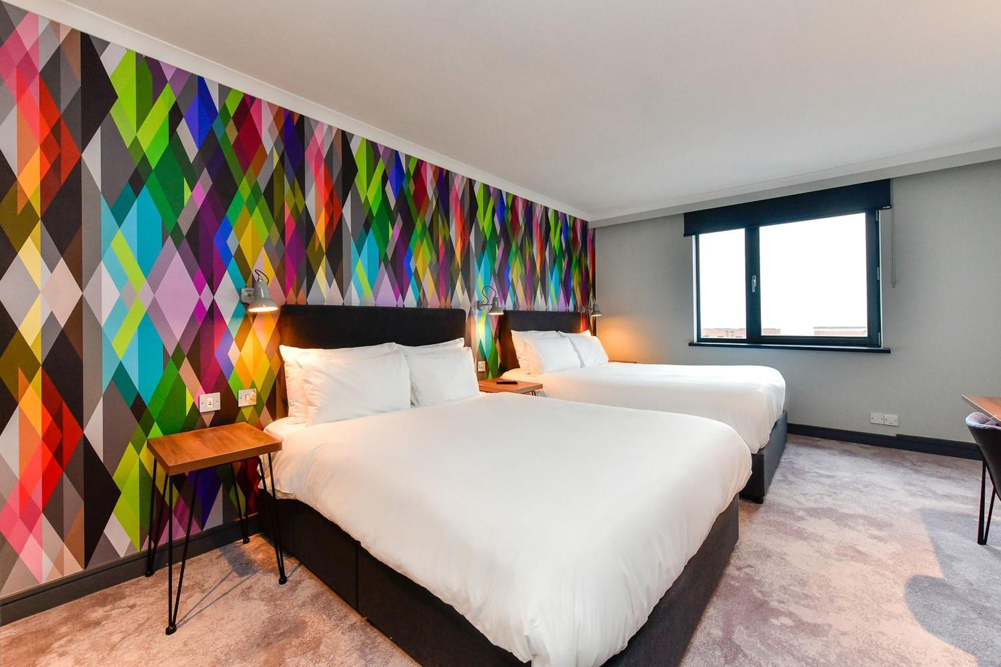 Village Hotel Cardiff Zewnętrze zdjęcie