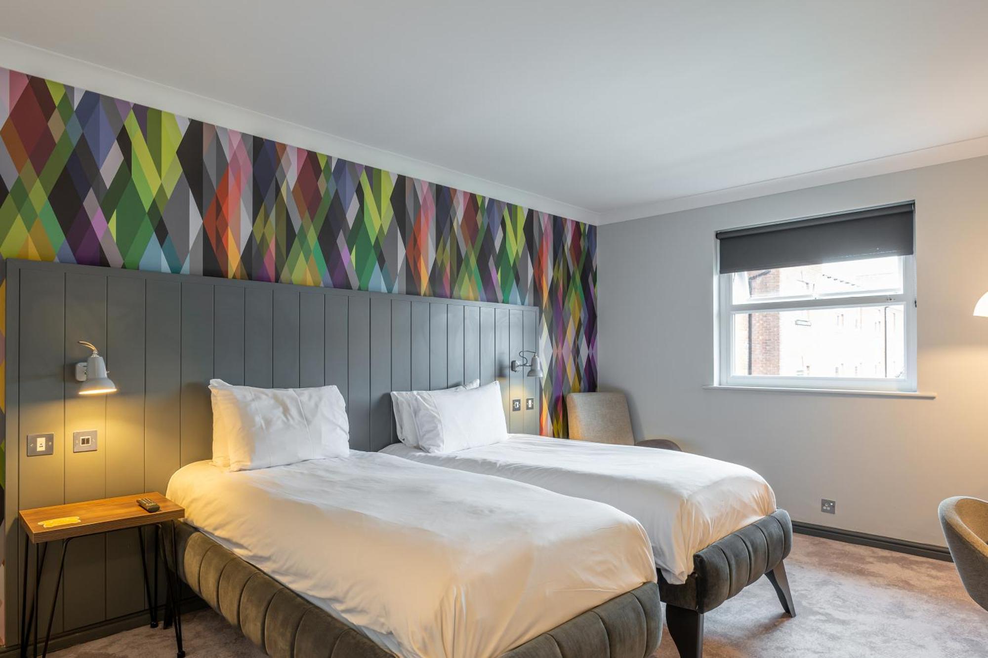 Village Hotel Cardiff Zewnętrze zdjęcie