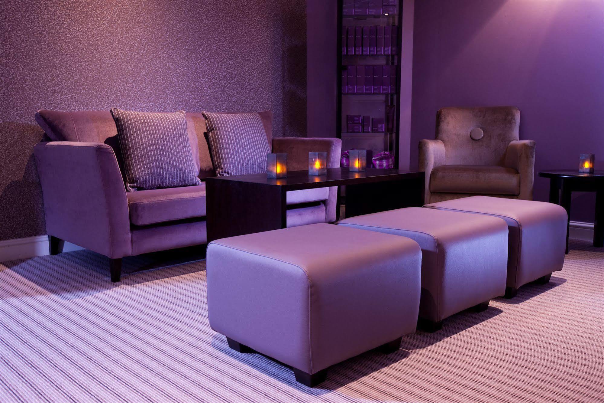 Village Hotel Cardiff Zewnętrze zdjęcie